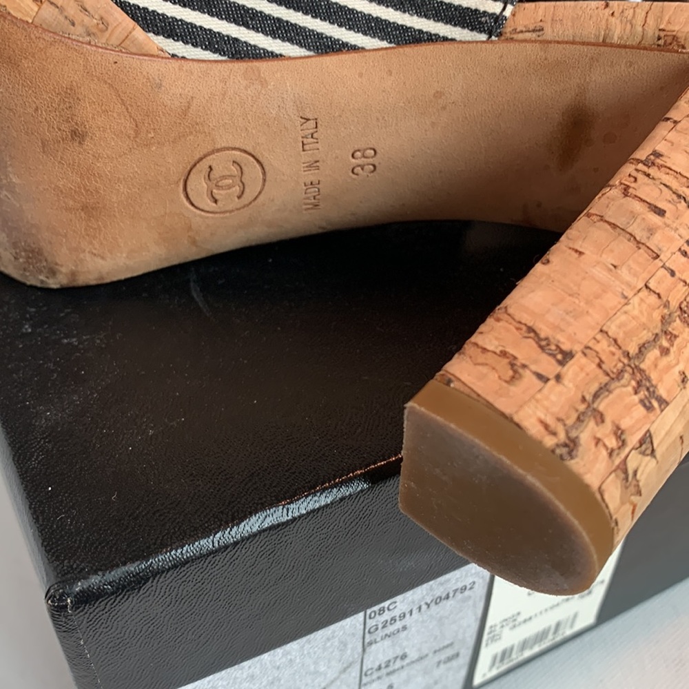 CHANEL 🖤 Black White Stripe Patent CC Logo Cork Canvas Slingback Platform Heel - Picture 9 of 16